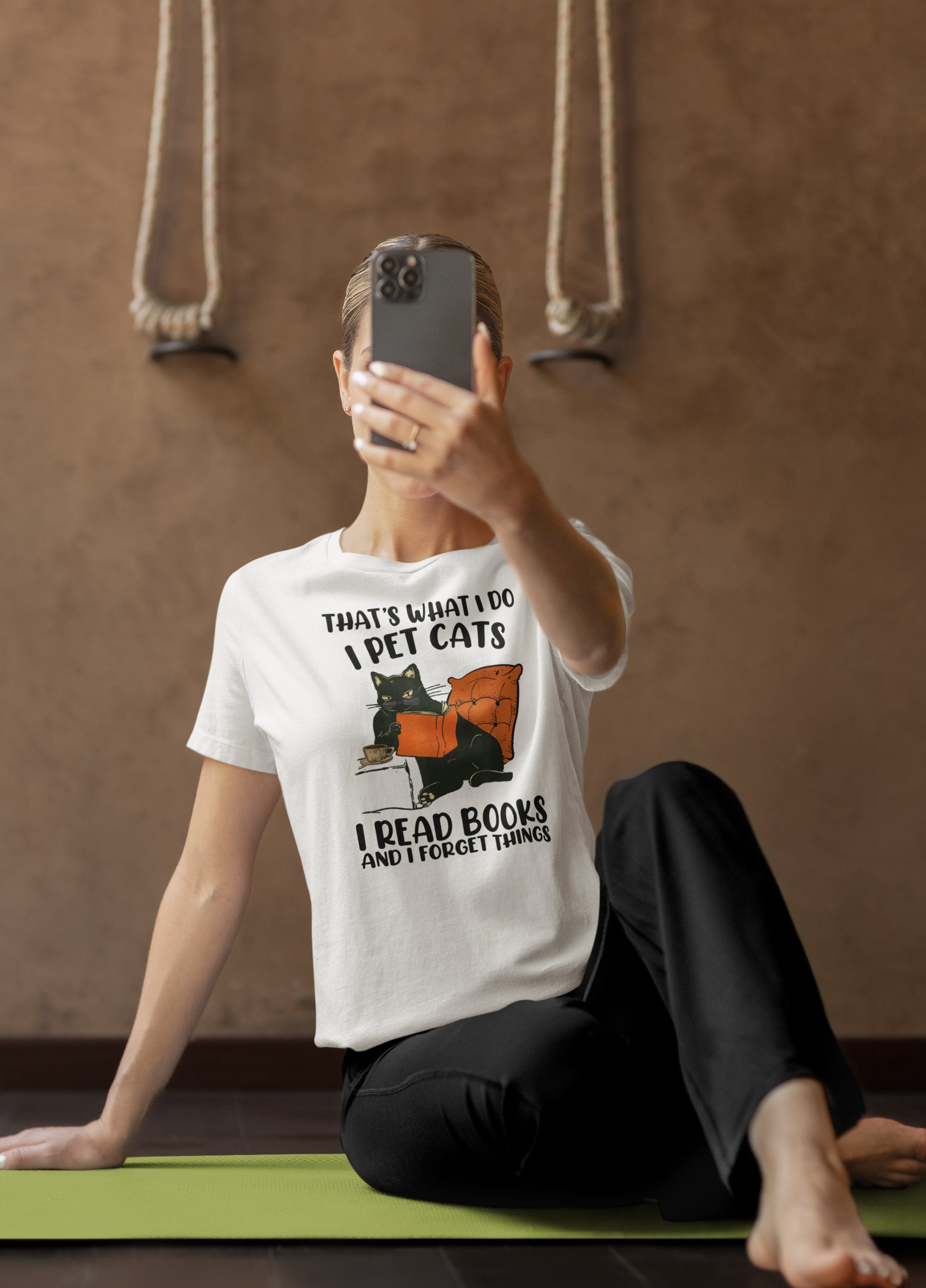 I Pet Cats I Read Books And I Forget Things - Unisex T-Shirt