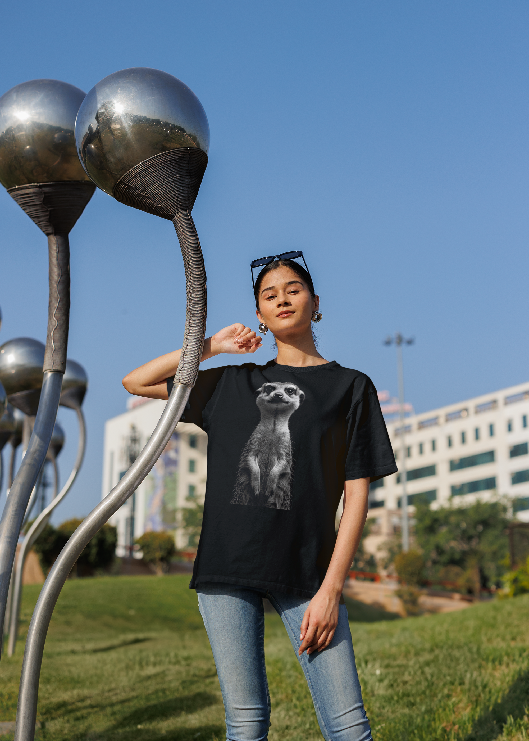 Curious Meerkat - Unisex T-Shirt