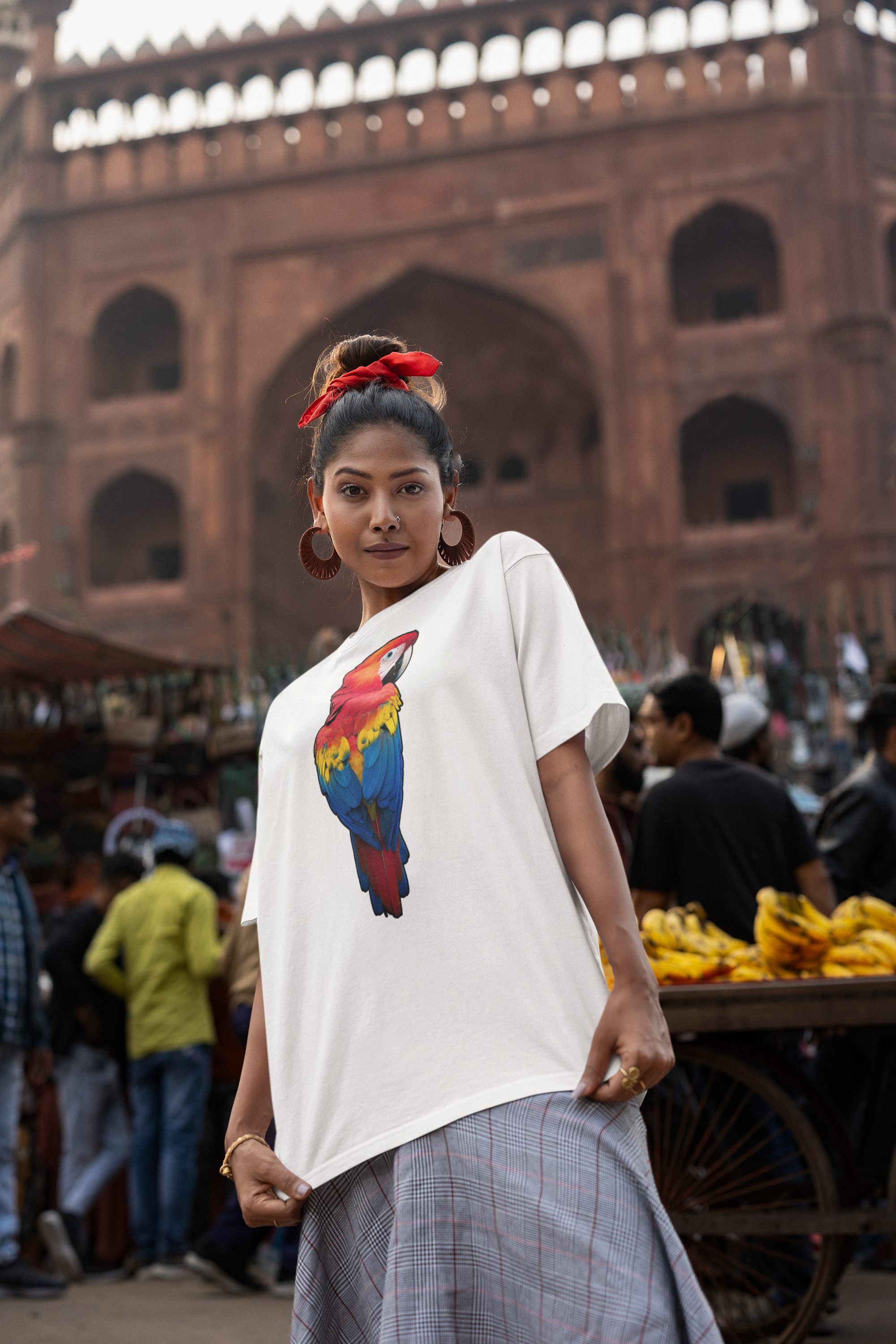 Scarlet Macaw Parrot Print - Unisex T-Shirt