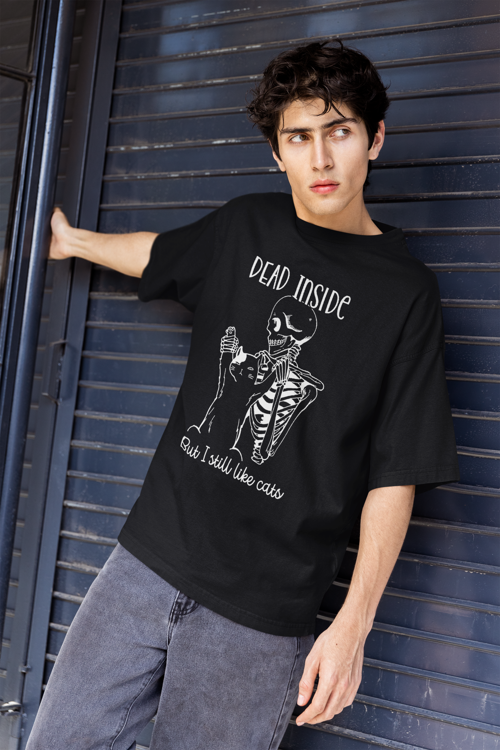 Dead Inside But I Still Like Cats - Unisex T-Shirt