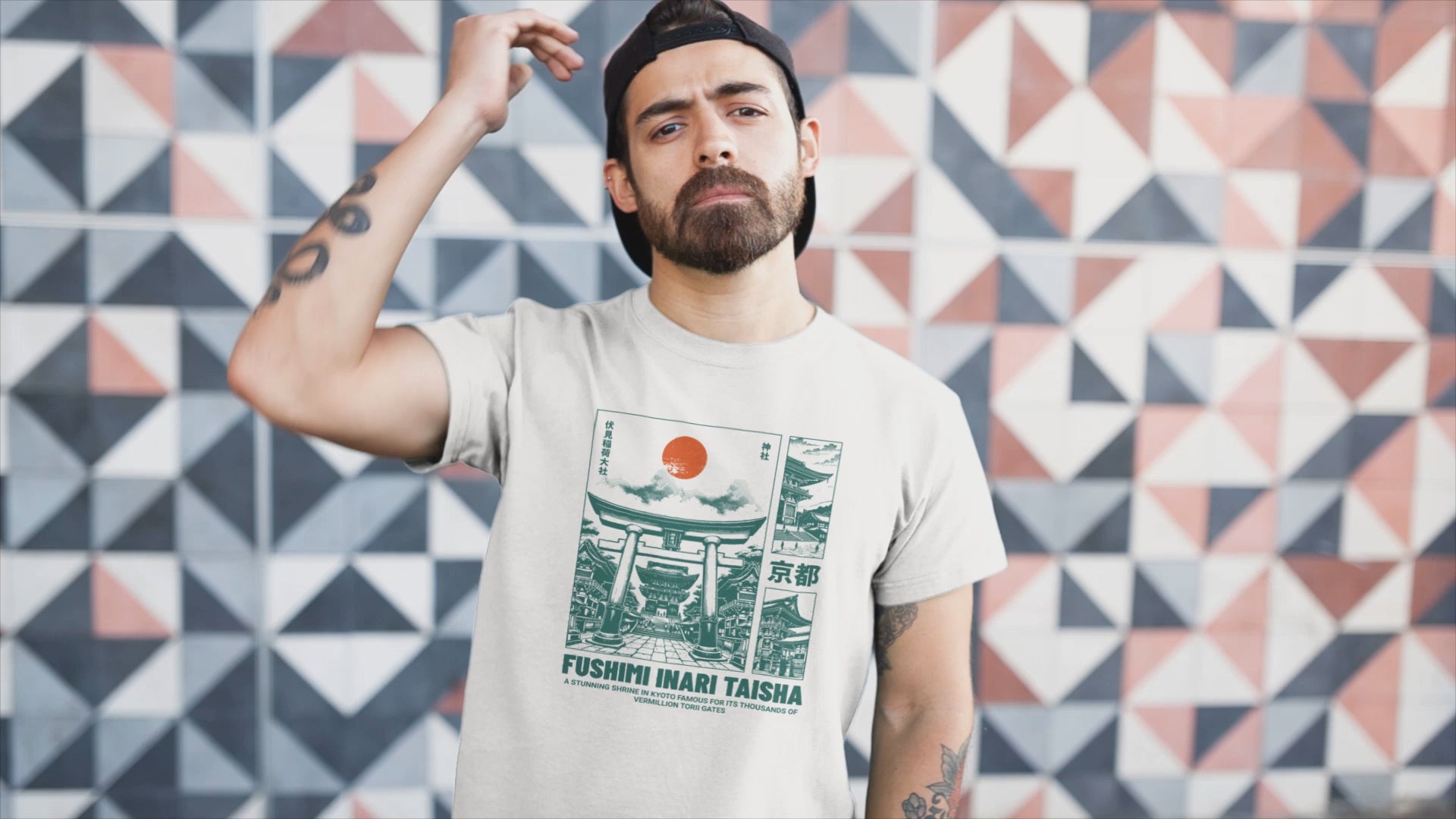 FUSHIMI INARI TAISHA - Unisex T-Shirt