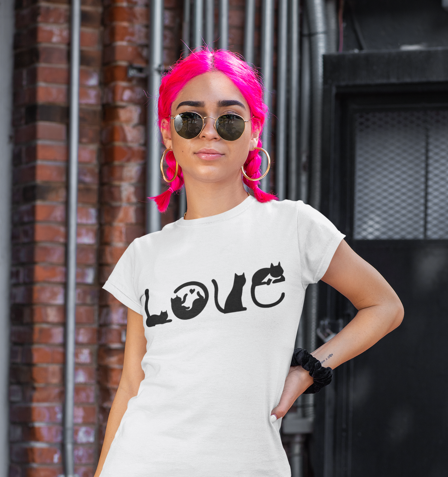 Cat Love Circles - Unisex T-Shirt