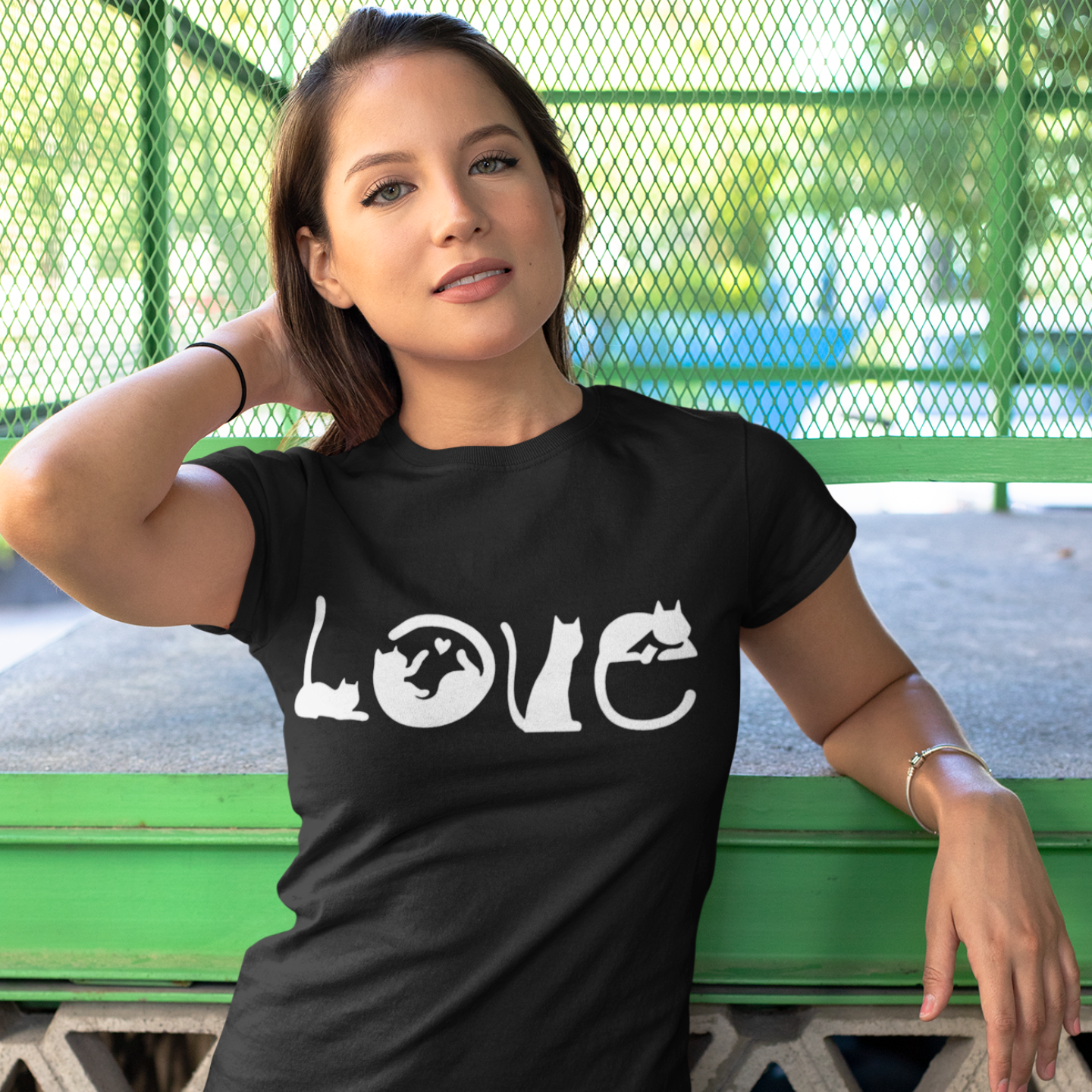Cat Love Circles - Unisex T-Shirt