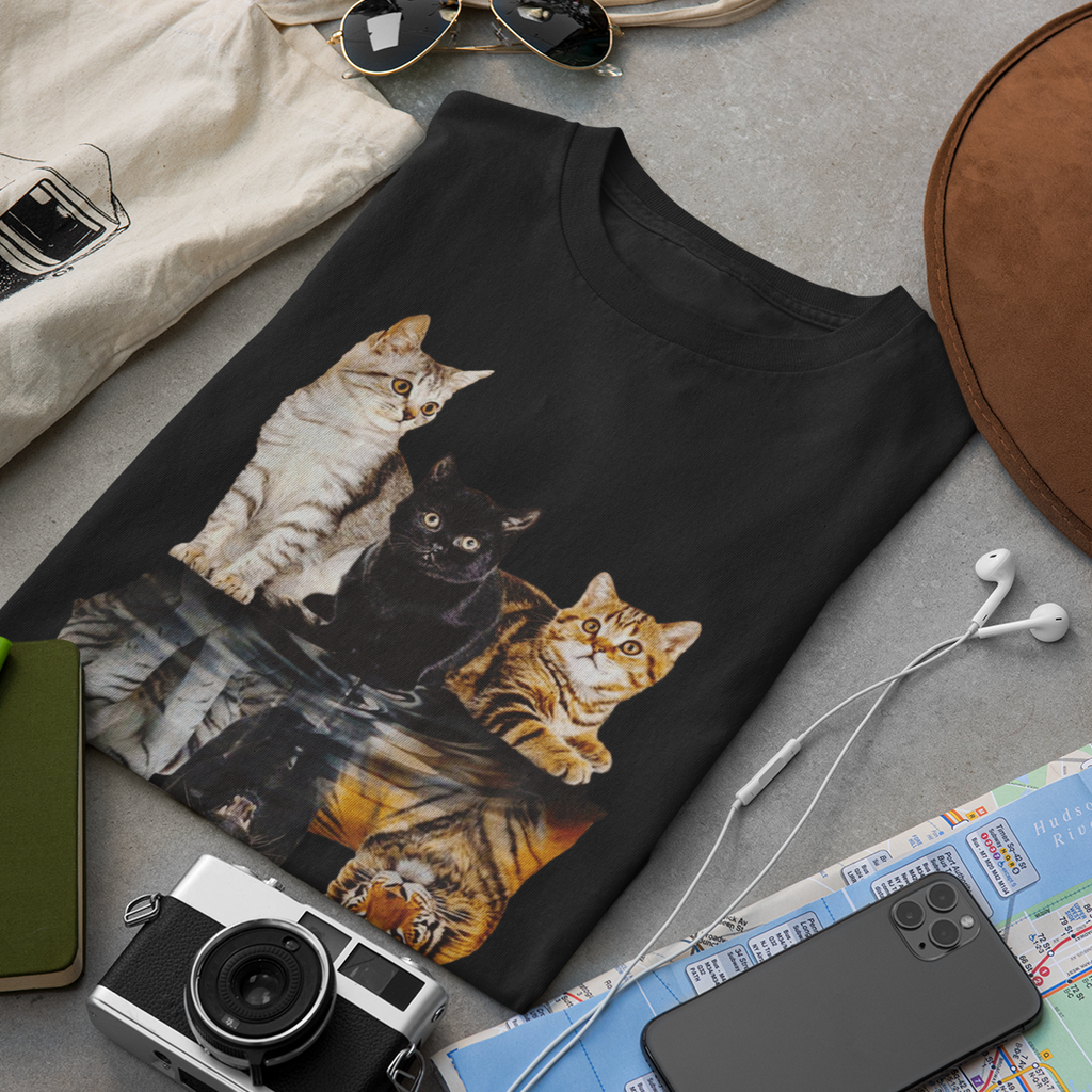 Underwater Cats Shadow - Unisex T-Shirt