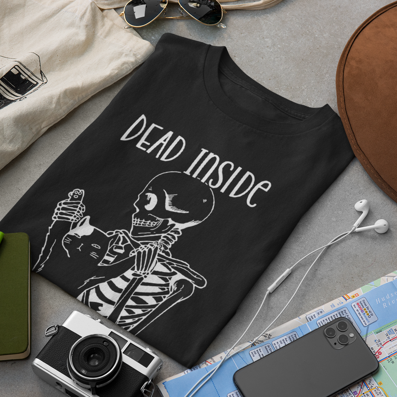 Dead Inside But I Still Like Cats - Unisex T-Shirt